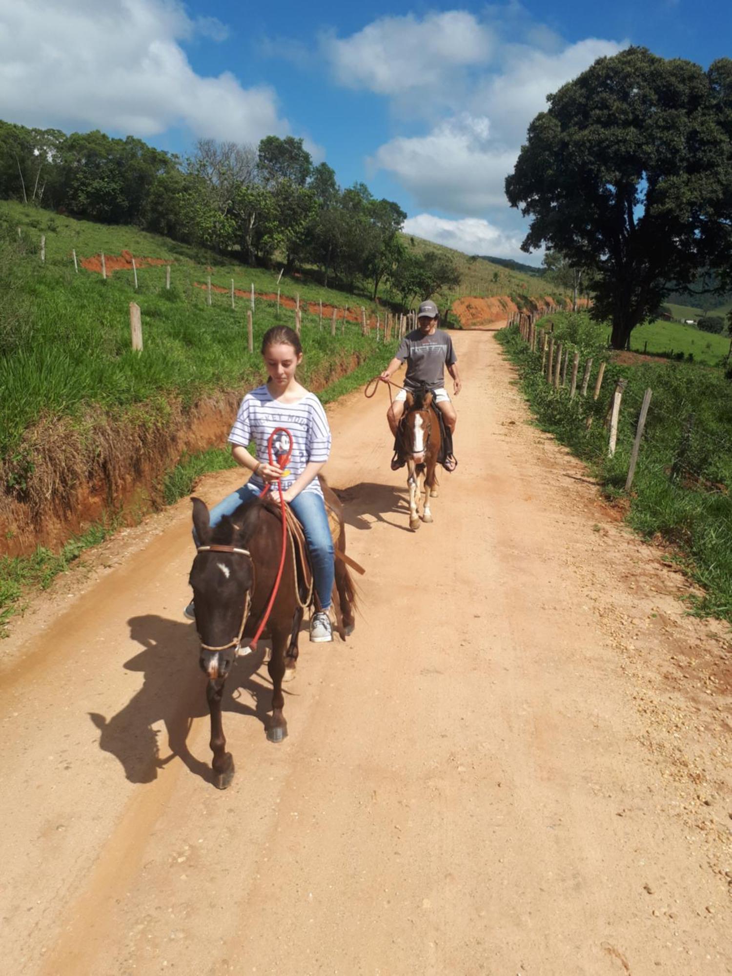 Chales Reviva Sao Sebastiao do Rio Verde ภายนอก รูปภาพ