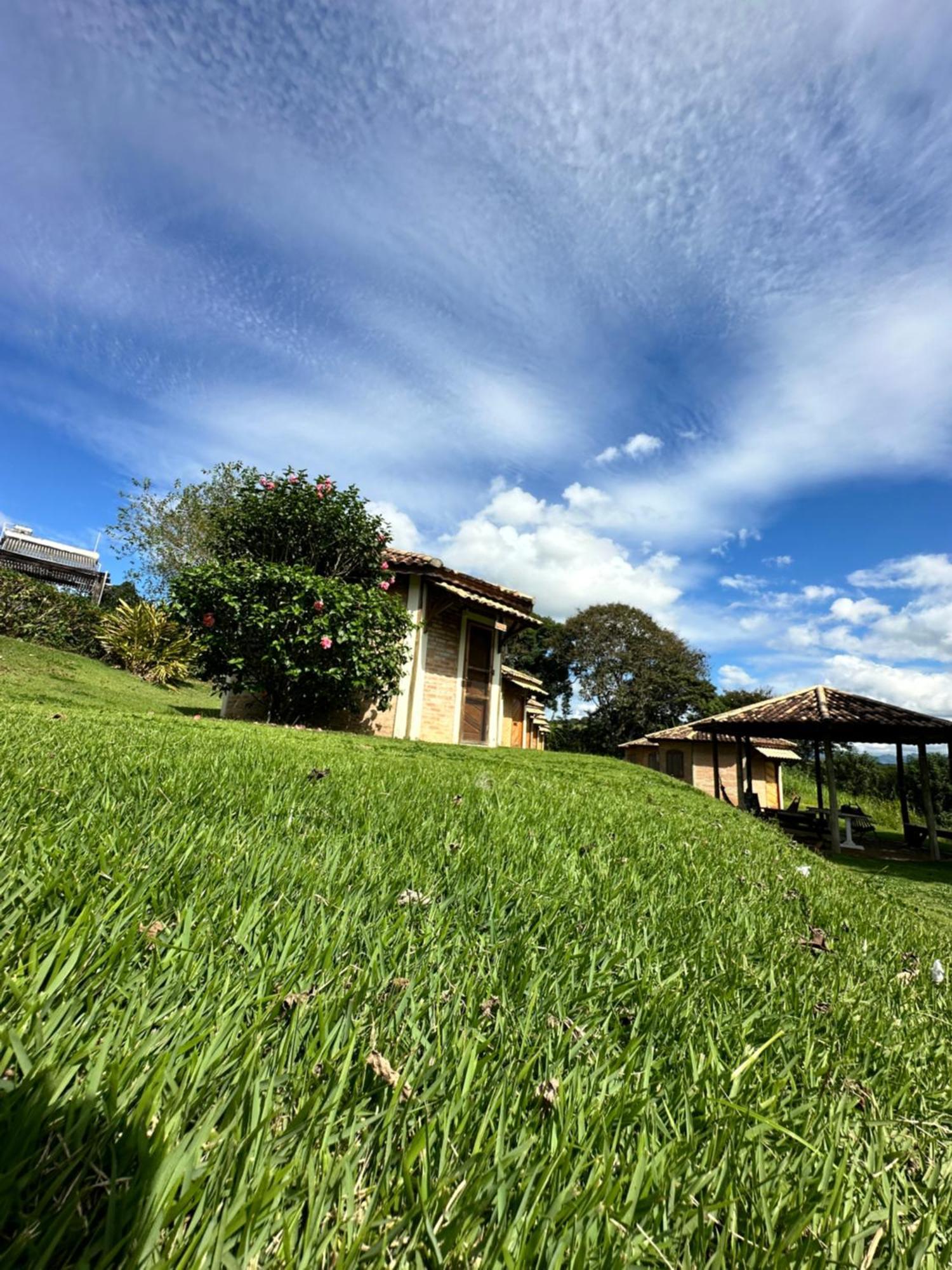 Chales Reviva Sao Sebastiao do Rio Verde ภายนอก รูปภาพ